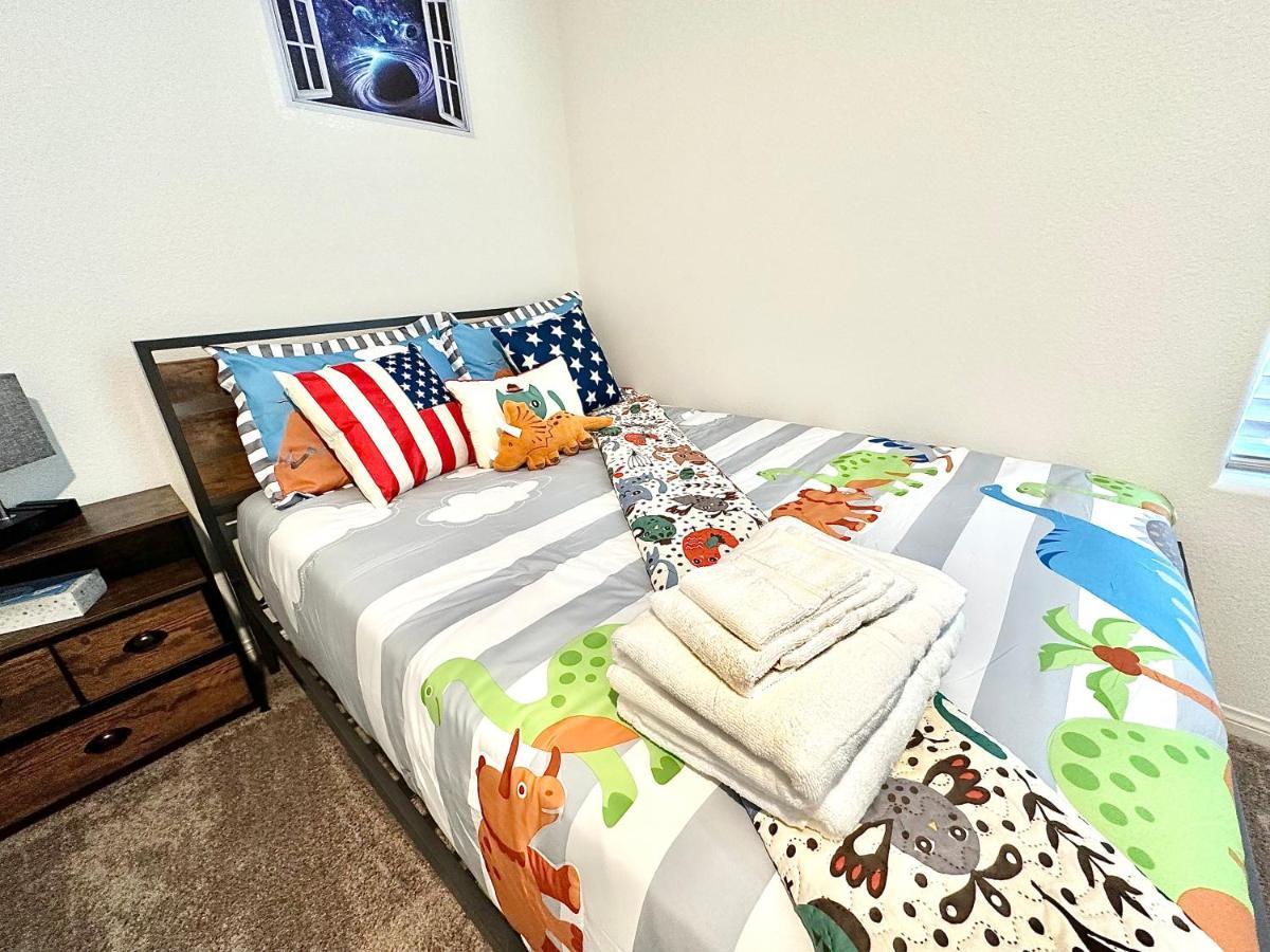 Spacious House, 5 Bedrooms, Sleeps 12, Near Las Vegas Strip And Airport Luaran gambar